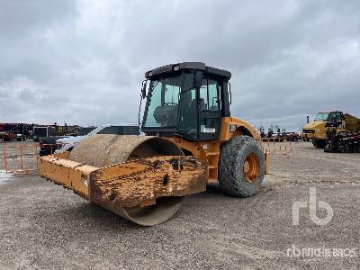Photo of a 2016 Case SV212