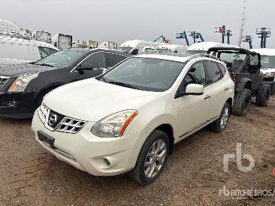 Photo of a 2012 Nissan ROUGE