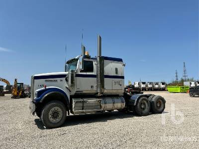 Photo of a 2013 Western Star 4900