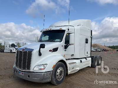 Photo of a 2018 Peterbilt 579