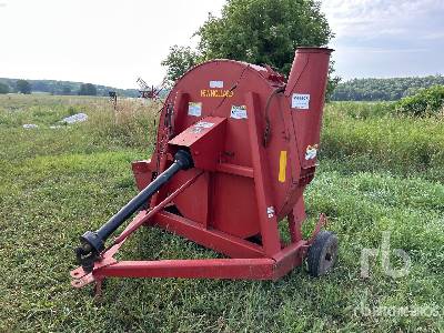 Photo of a 2001 New Holland F62B