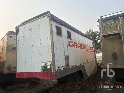 Photo of a 2015 Temisko 28 ft x 102 in Tri/A B-Train Le ...