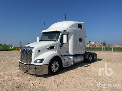 Photo of a 2022 Peterbilt 579