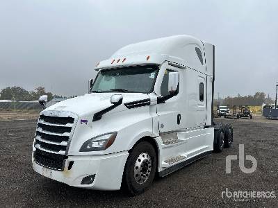 2022 Freightliner Cascadia 126