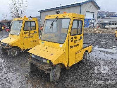 Photo of a 2014 Taylor-Dunn RE-380-36