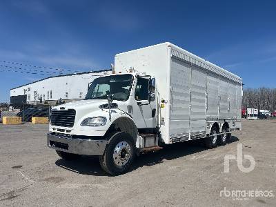 Photo of a 2018 Freightliner M2 106
