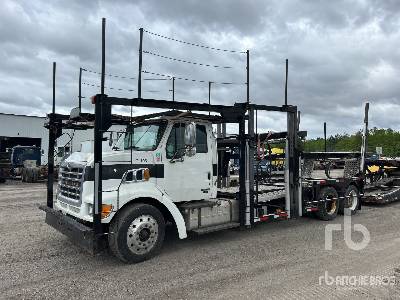 Photo of a 2007 Sterling LT9500