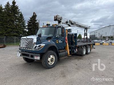 Photo of a 2009 International 7600 SBA