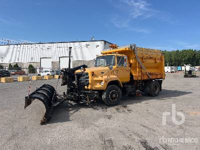 Photo of a 1989 Ford LS8000F