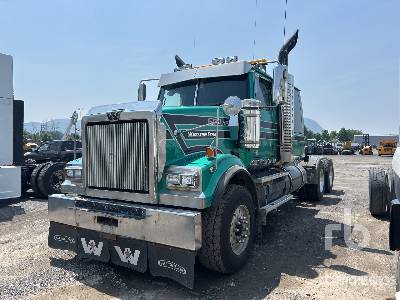Photo of a 2020 Western Star 4900
