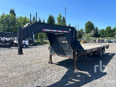 Photo of a 2005 Pj Trailers T/A Gooseneck