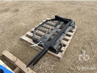 Unused 2025 GIYI  GY-DHC  (Unused)  Skid Steer Forks