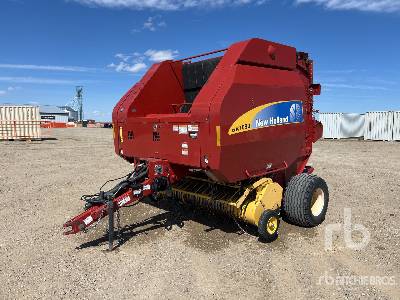 Photo of a 2011 New Holland BR7090
