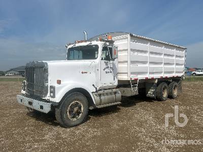 Photo of a 1989 International F9370