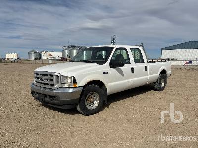 2003 FORD F-250 XL 4x2 Crew Cab Pickup 2003 FORD F-250 XL 4x2 Crew Cab Pickup