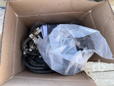 MACDON  87 in  Header Adapter