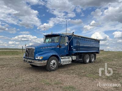 Photo of a 2006 International 9400I