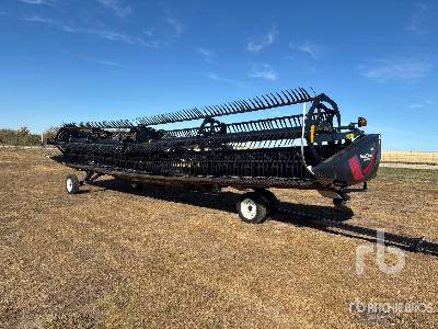 2019 MACDON FD135 35 ft Flex Draper Header 2019 MACDON FD135 35 ft Flex Draper Header