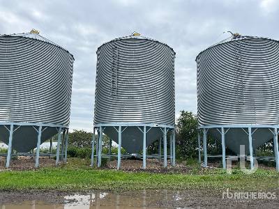 WESTEEL-ROSCO +/- 5000 bu 7 Ring Hopper Grain Bin WESTEEL-ROSCO +/- 5000 bu 7 Ring Hopper Grain Bin