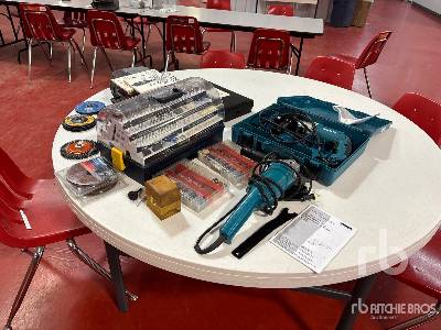 MAKITA 9005B 5 in Angle Grinder Hand Tools MAKITA 9005B 5 in Angle Grinder Hand Tools