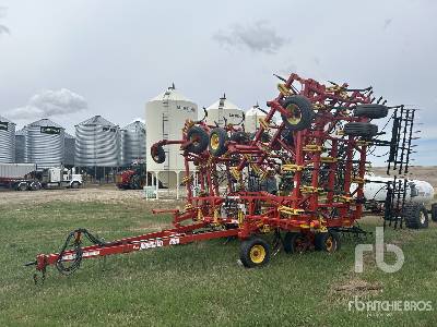 Photo of a 2012 Bourgault 8910