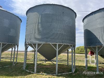 Photo of a  Butler +/- 3000 bu 4 Ring Hopper