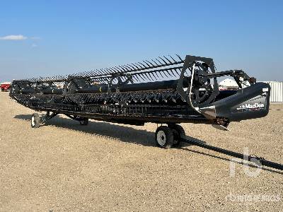 2009 MACDON FD70 40 ft Flex Draper Header 2009 MACDON FD70 40 ft Flex Draper Header