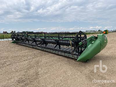 Photo of a 2009 John Deere 635D