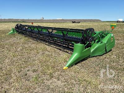Photo of a 2011 John Deere 635F
