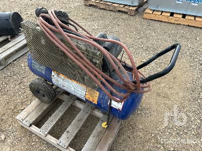 CAMPBELL HAUSFELD  VT629102AJ  125 cfm Mobile 26 gal  Air Compressor