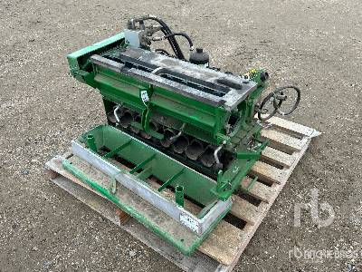 JOHN DEERE Meter Roller Housing Agricultural Equipment - Other JOHN DEERE Meter Roller Housing Agricultural Equipment - Other