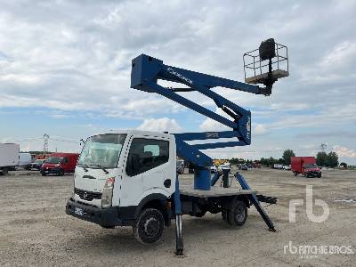 Photo of a 2012 Nissan CABSTAR