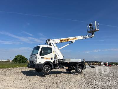 Photo of a  Nissan CABSTAR NT400 3