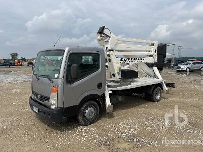 Photo of a 2008 Nissan CABSTAR