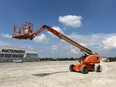 Photo of a 2000 JLG 660SJ