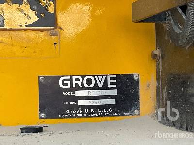 Photo of a 2007 Grove RT700