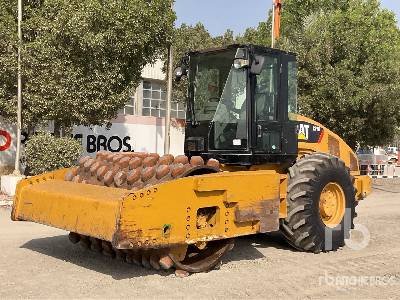 Photo of a 2011 Caterpillar CP76