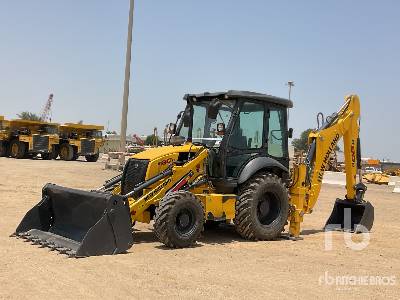 Photo of a 2021 New Holland B80B