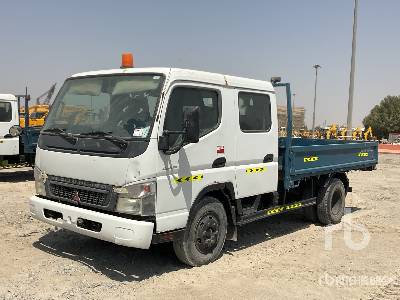 Photo of a 2013 Mitsubishi CANTER
