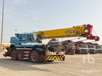 Photo of a 2005 Kato KR25
