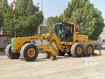2011 KOMATSU GD825A-2 Motor Grader 2011 KOMATSU GD825A-2 Motor Grader