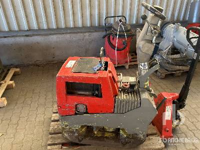 Photo of a 2016 Ammann APH5020
