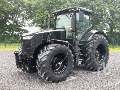 Photo of a 2016 John Deere 7310R