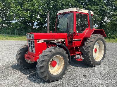 Photo of a  International 955 XL