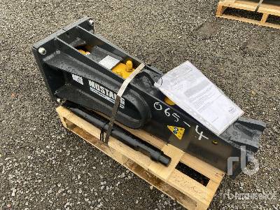 Unused 2025 MUSTANG  HM252  (Unused)  Breaker