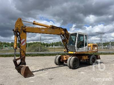 Photo of a 1992 Liebherr A902