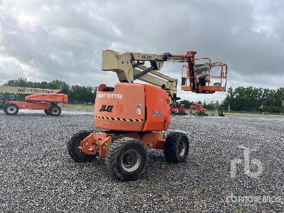 Photo of a 2008 JLG 450AJ