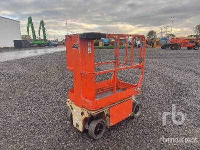 2013 JLG 1230ES Boom Lift 2013 JLG 1230ES Boom Lift