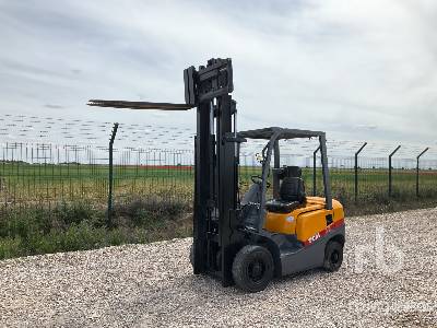 Photo of a 2008 TCM FHD25T3