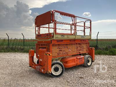 Photo of a 2004 JLG M4069